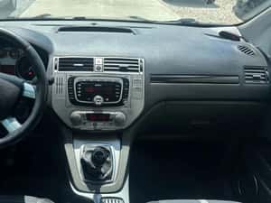 FORD KUGA 2.0 TDCi 4x4 TITANIUM — miniatura 7