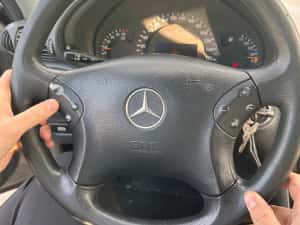 Mercedes c220 cdi an 2004 — miniatura 8