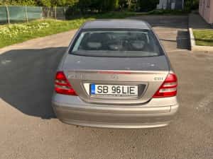 Mercedes c220 cdi an 2004 — miniatura 10