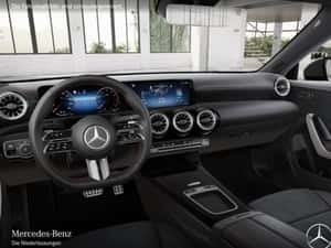 Mercedes-Benz CLA 180 Sport / Coupe — miniatura 7