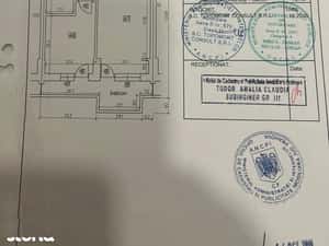 OCAZIE! Vand apartament 2 camere decomandat,Mobilat, 92000 E — miniatura 3