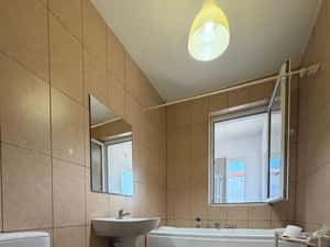 Apartament cu 2 camere I Decomandat I Parcare I Str. Eroilor — miniatura 5