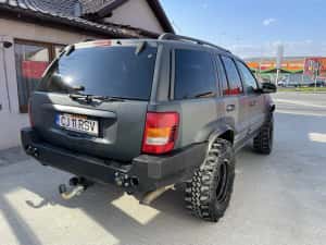 Grand Cherokee autoutilitara 4 locuri — miniatura 6