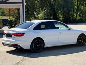 Audi A4 35 TFSI S tronic S Line, 2022 — miniatura 6