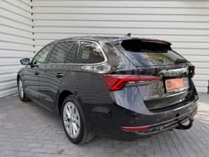 SKODA OCTAVIA 2.0 DIESEL CUTIE DSG 150 CP — miniatura 5