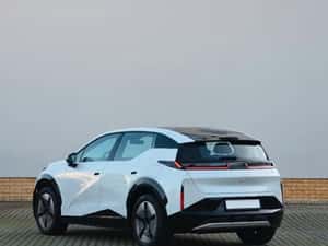 Zeekr Hatchback electric second-hand, 2025, 35.800 EUR — miniatura 5