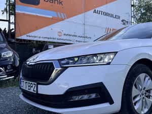 Skoda Octavia 1,5 hybrid automat