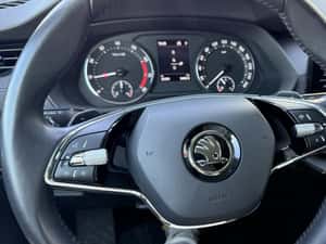 Skoda Octavia 1,5 hybrid automat — miniatura 3