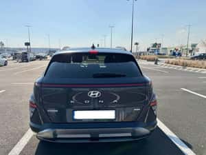 Vând Hyundai Kona Hybrid, An 2023, 13200 km, Stare excelentă — miniatura 3