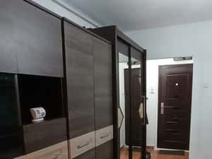 Garsonieră de închiriat, Tractorul (Coresi) — miniatura 3