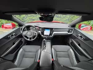 Volvo V60 2019 Diesel 150 cp — miniatura 3