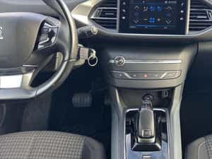 Peugeot 308 Break / Estate, Diesel, Automată, 142.000 km — miniatura 6