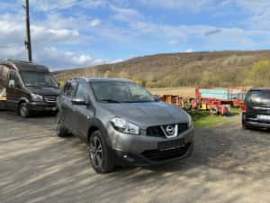 Nissan Qashqai 4x4 7 locuri — miniatura 2