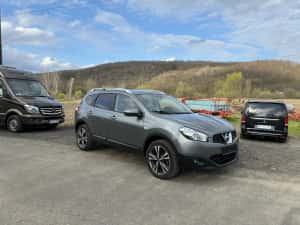 Nissan Qashqai 4x4 7 locuri — miniatura 3