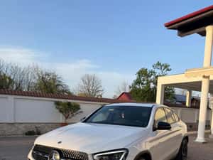 Vând Mercedes-Benz GLC 220d 4MATIC Coupe, an fabricație 2019 — miniatura 1