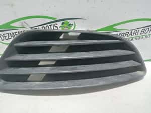 Grila bara fata stanga Ford Focus 2001 1.6 MT (101 hp) — miniatura 9