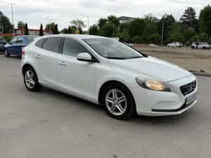 Volvo V40 • An 2014 • 2.0 Diesel 190cp • Camera marsarier • — miniatura 2