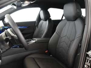 BMW 540, 6.500 km, Diesel, Automată, 2025 — miniatura 5