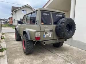 Nissan Patrol Y60 SLX Vand sau Schimb — miniatura 4