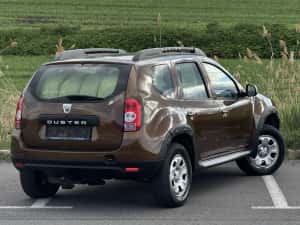 Dacia Duster ~ 4x4 ~ 2011 ~ Benzina ~ Top — miniatura 3