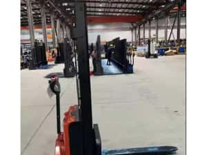 Heli CDD15J Transpaleta electrica cu catarg 1.5T — miniatura 7