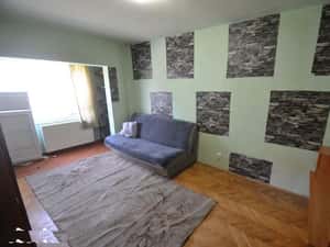 Garsoniera de inchiriat in Girocului