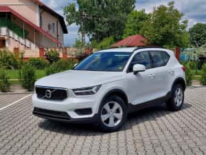 VOLVO XC40 2.0D3 150cp E6 Automat *2021* KINETIC Model / Intretinut — miniatura 2