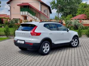 VOLVO XC40 2.0D3 150cp E6 Automat *2021* KINETIC Model / Intretinut — miniatura 4
