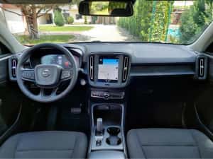 VOLVO XC40 2.0D3 150cp E6 Automat *2021* KINETIC Model / Intretinut — miniatura 5