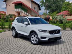 VOLVO XC40 2.0D3 150cp E6 Automat *2021* KINETIC Model / Intretinut — miniatura 9