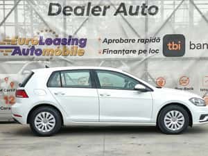 Volkswagen Golf Manuală 115 HP Benzină — miniatura 2