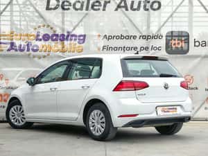 Volkswagen Golf Manuală 115 HP Benzină — miniatura 5