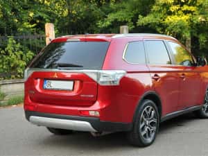 Mitsubishi Outlander — miniatura 4