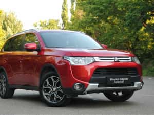 Mitsubishi Outlander — miniatura 5