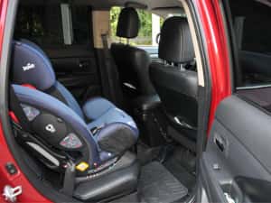 Mitsubishi Outlander — miniatura 6
