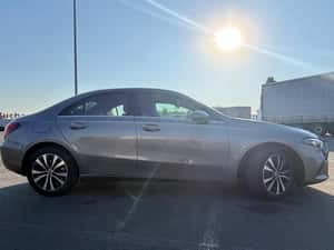 Mercedes Benz A250e Plugin Hybrid — miniatura 5