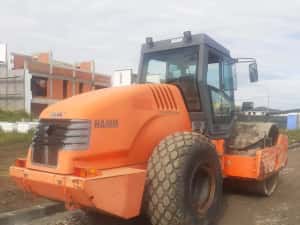 Cilindru compactor  terasier mixt, picior de oaie de închiriat — miniatura 7