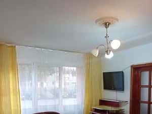 De  închiriat apartament 2 camere 250 e negociabil