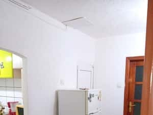 De  închiriat apartament 2 camere 250 e negociabil — miniatura 6