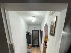 Vand apartament in zona garii, Salonta — miniatura 4