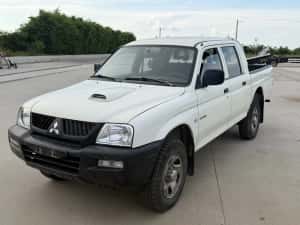 Mitsubishi L200 4x4 //km 65.000 reali//recent adus — miniatura 2