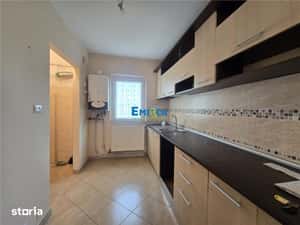 Apartament 3 Camere De Vanzare in Zona Excelenta Str. Aprodu Purice, B — miniatura 5