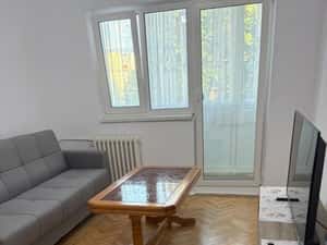 Inchiriez apartament 3 camere, decomandat -zona Vlaicu — miniatura 5