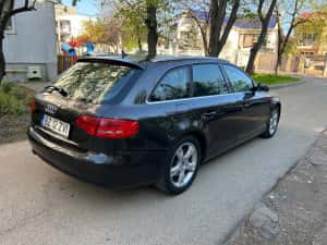 Audi A4 B8 2.0diesel 2011 euro 5 cutie automata — miniatura 5