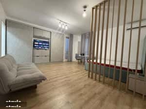 STUDIO PIPERA - PARCARE INCLUSA, CENTRALA PROPRIE, BUCATARIE INCHISA