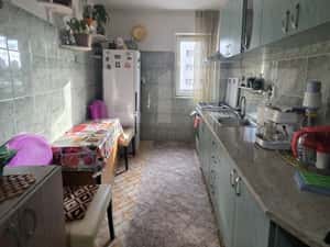 Apartament 2 camere, decomandate, etaj intermediar, Cartier Manastur — miniatura 5