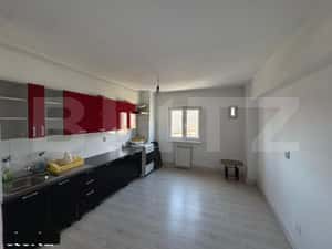 Apartament 2 camere, decomandat, priveliste superba, zona Garii — miniatura 2