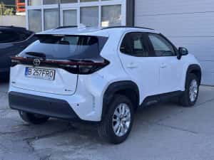 Toyota Yaris Cross 1.5Hybrid 2024 usor avariat — miniatura 8