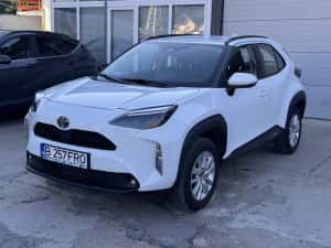 Toyota Yaris Cross 1.5Hybrid 2024 usor avariat — miniatura 10