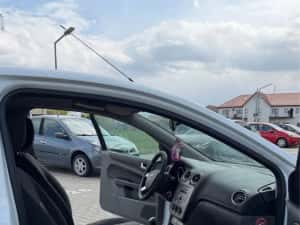 Ford Focus 2009 Facelift 1.6 Diesel 120 CP Manual Clima Adusa Recent — miniatura 6